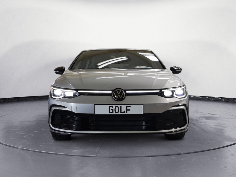 Volkswagen - Golf R-Line 1,5 l eTSI OPF 7-Gang-Doppelkupplungsgetriebe DSG ,