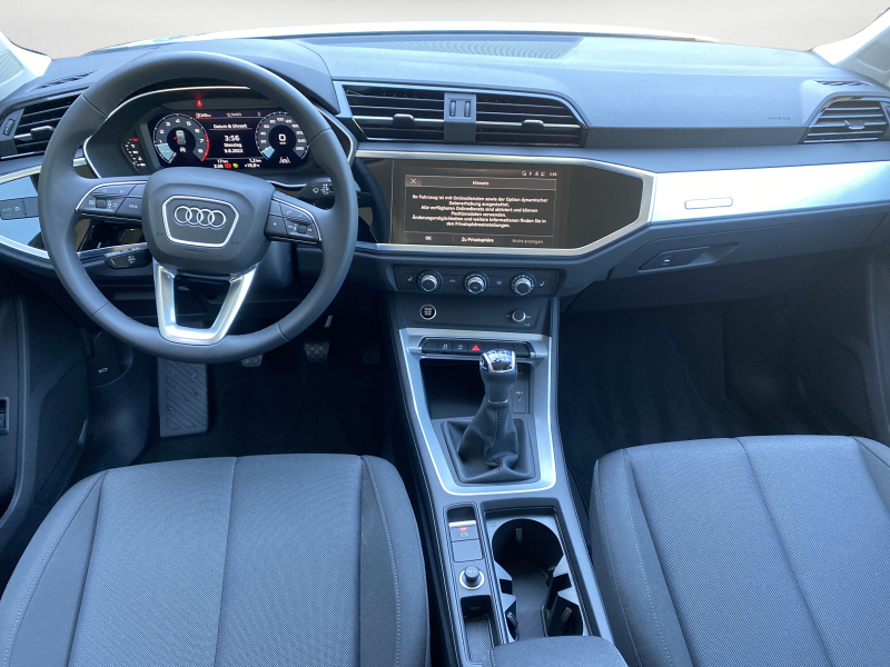 Audi - Q3 35 TFSI 110(150) kW(PS) Schaltgetriebe ,