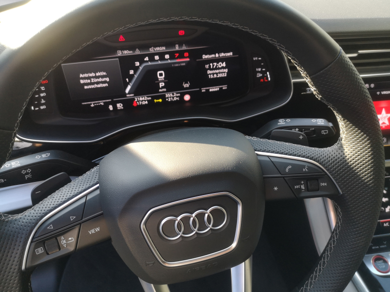 Audi - SQ8 TFSI quattro tiptronic