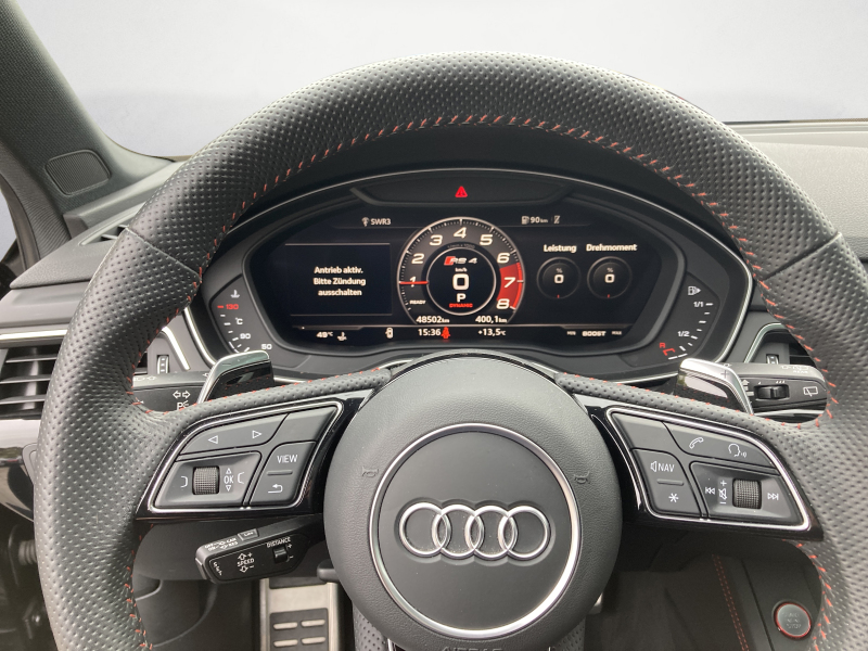 Audi - RS4 Avant