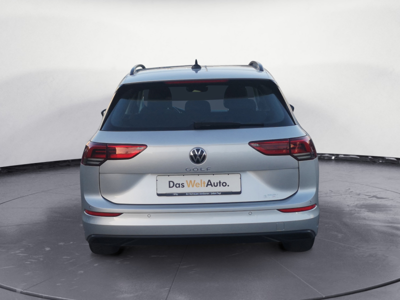 Volkswagen - Golf Variant Life 1.0 eTSi DSG