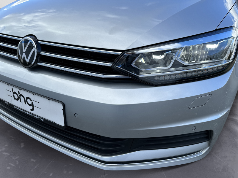 Volkswagen - Touran Comfortline 2.0 TDI DSG