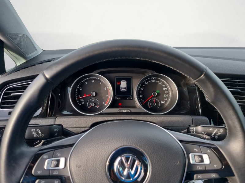 Volkswagen - Golf 1.4 TSI DSG Highline Navi Klima