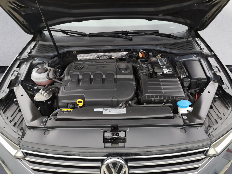 Volkswagen - Passat Variant 2.0 TDI SCR DSG Comfortline