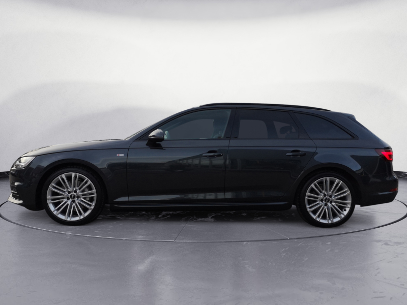 Audi - A4 Avant design 2.0 TFSI quattro 18