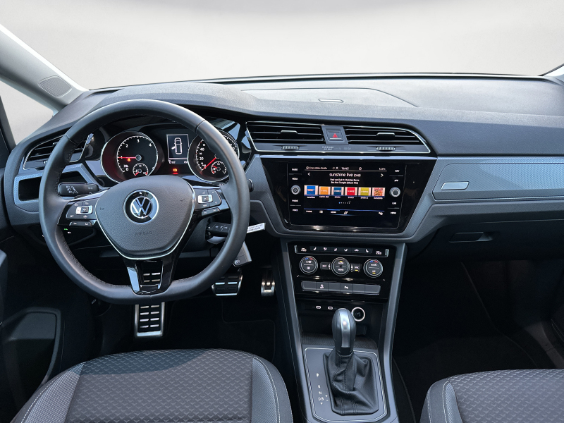 Volkswagen - Touran 2.0 TDI DSG ACTIVE