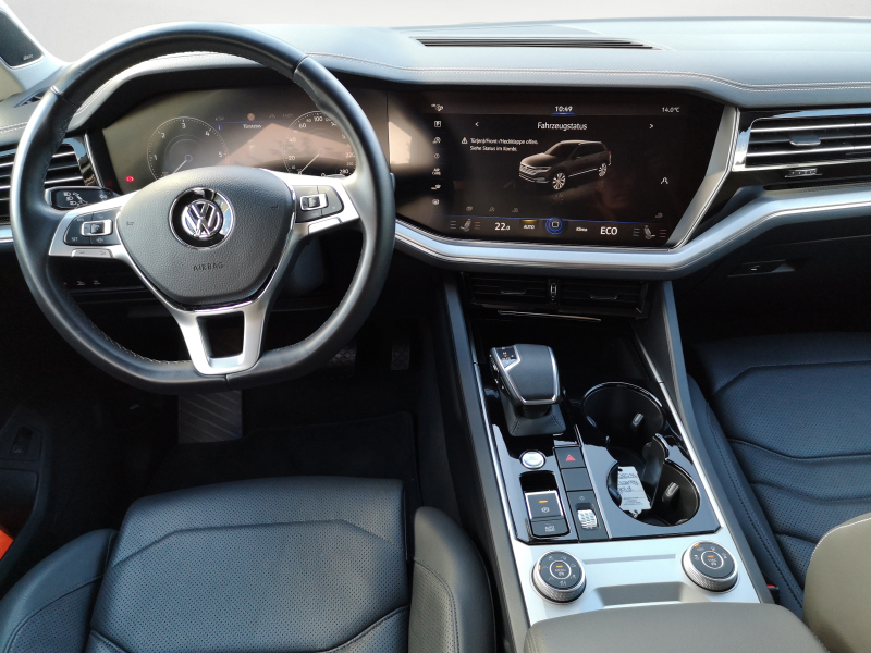 Volkswagen - Touareg Elegance 3,0 TDI