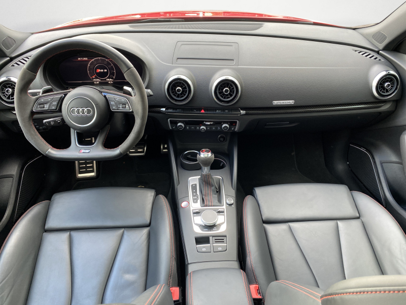 Audi - RS3 Sportback
