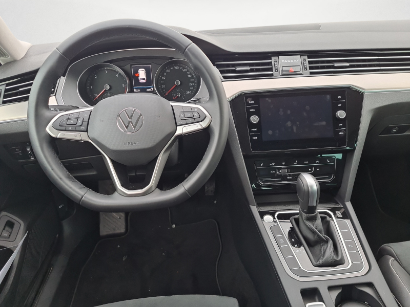 Volkswagen - Passat Variant 2.0 TDI DSG Elegance