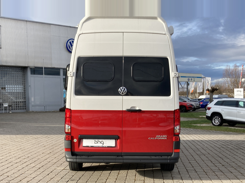 Volkswagen - Grand California 600 Motor: 2,0 l TDI EU6 SCR Getriebe: Frontantrieb 8-Gang-Automatikgetriebe Radstand: 3640 m ,