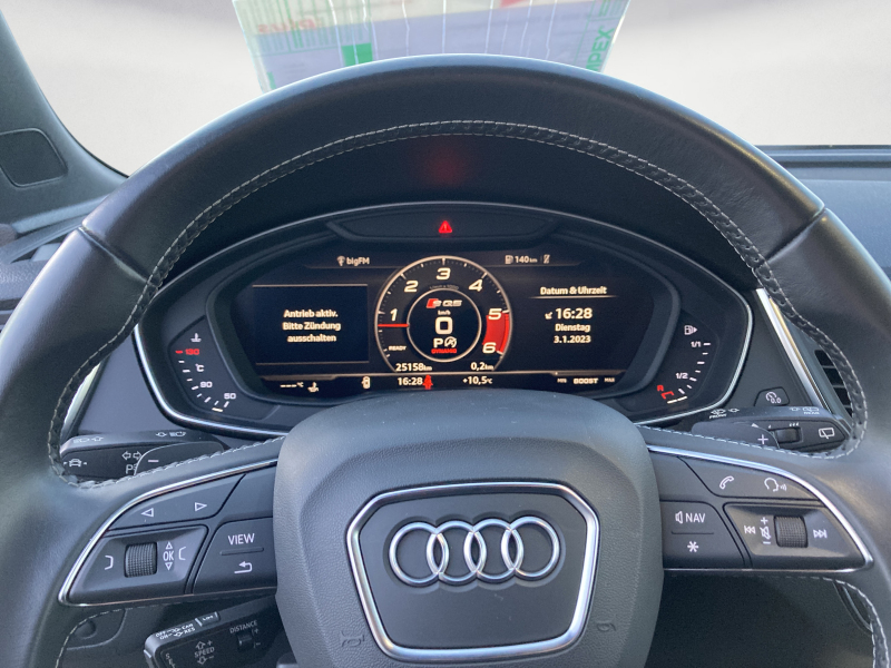 Audi - SQ5