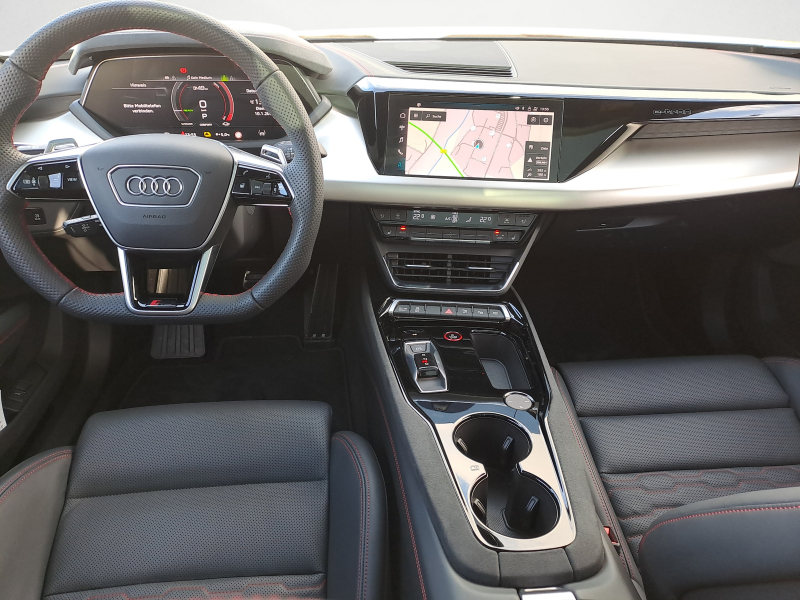 Audi - e-tron RS GT