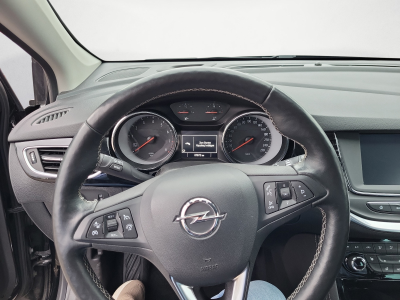 Opel - Astra 1.6 Turbo Start´Stop Sports Tourer Innovation