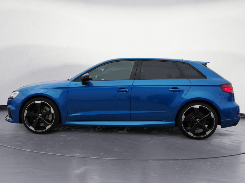 Audi - RS3