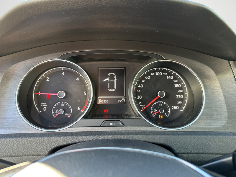 Volkswagen - Golf 1.6 TDI Comfortline