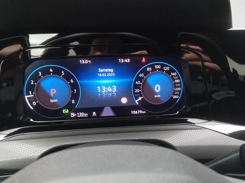 Volkswagen - Golf GTI Performance 2.0TSI DSG