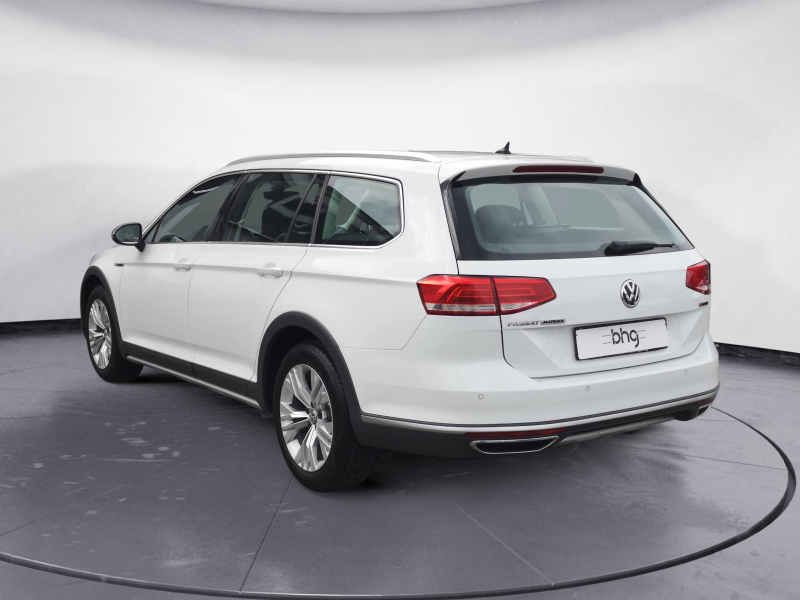 Volkswagen - Passat Alltrack