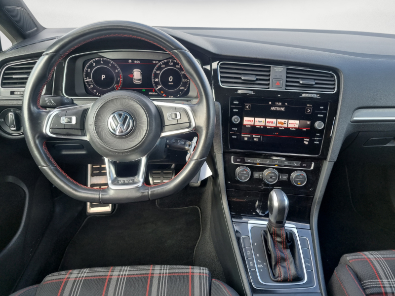 Volkswagen - Golf GTI ´Perfomance´ 2,0 TSI DSG