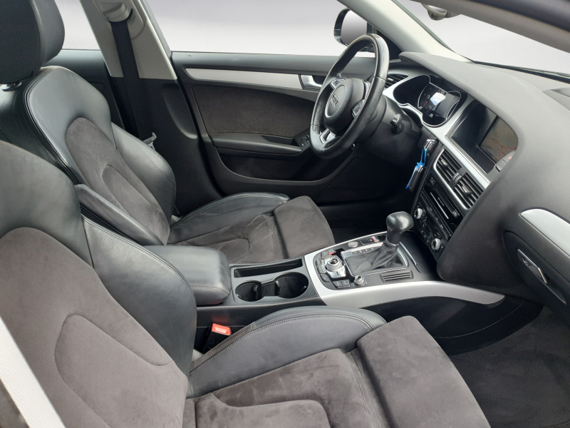 Audi - A4 allroad quattro 2.0 TDI S-tronic Navi, Xenon
