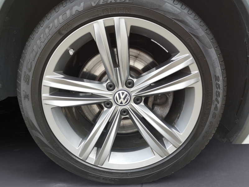 Volkswagen - Tiguan Allspace 2.0TDI DSG 4Motion Highline