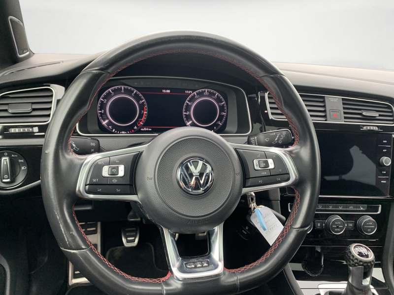 Volkswagen - Golf GTI 2,0 TSI 6-Gang