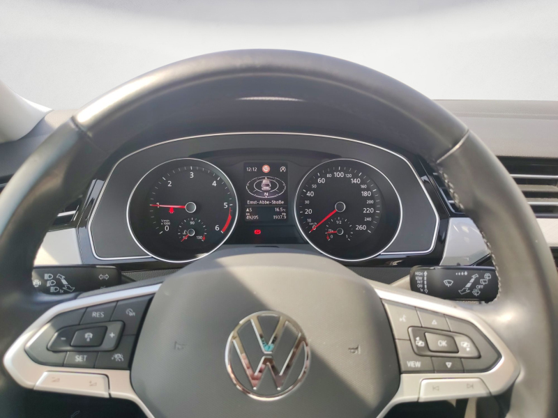 Volkswagen - Passat Variant Business 2.0 TDI