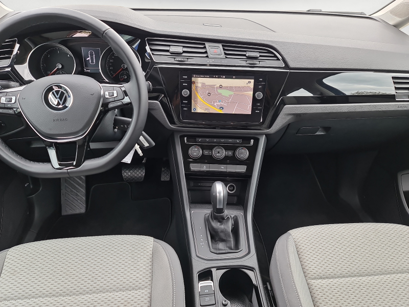 Volkswagen - Touran Comfortline 2,0 TDI DSG ACC Navi