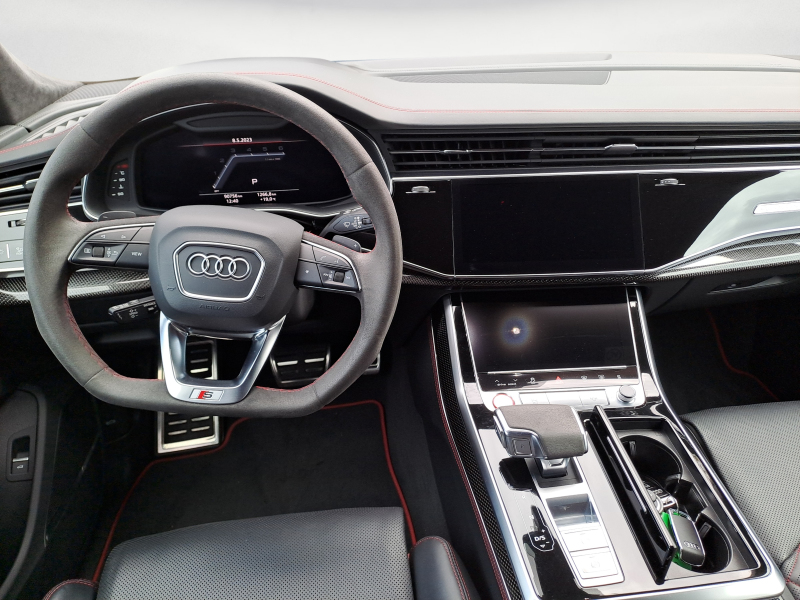 Audi - SQ8