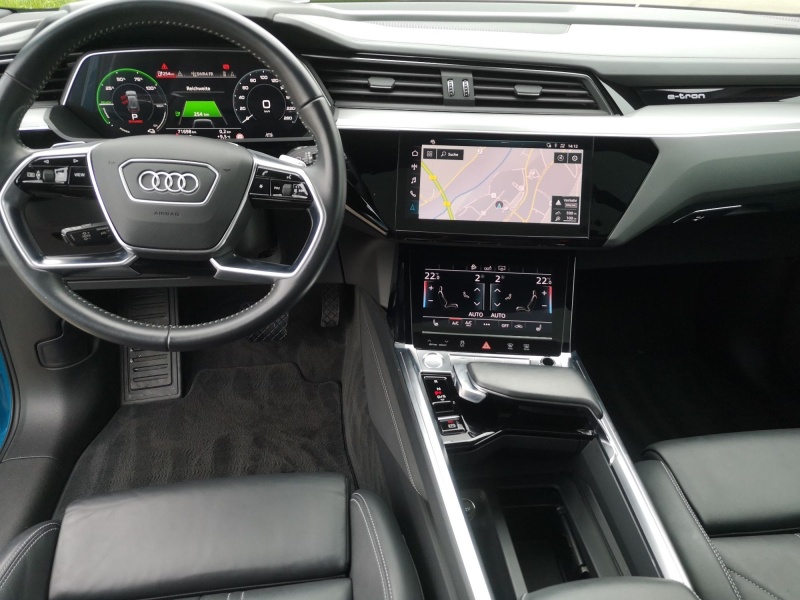 Audi - e-tron 55