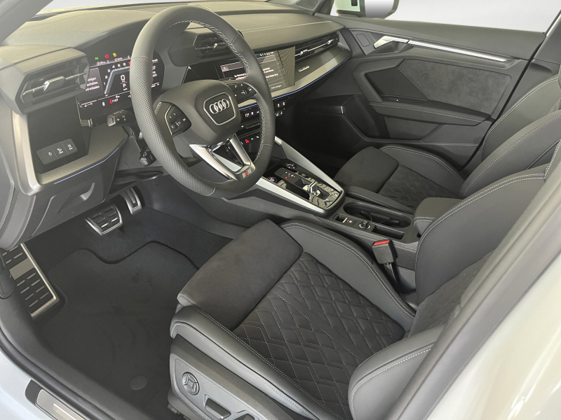 Audi - S3 Limousine TFSI 228(310) kW(PS) S tronic , 