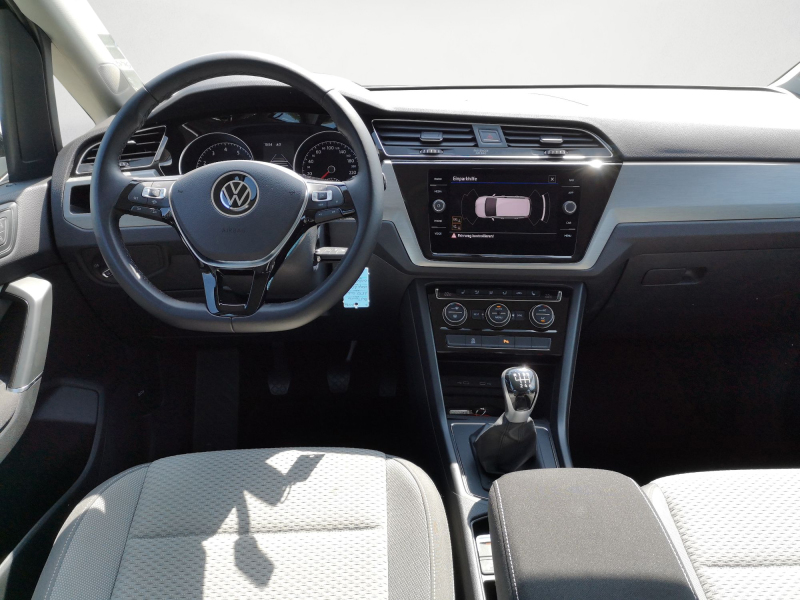 Volkswagen - Touran 1.5 TSI OPF Comfortline
