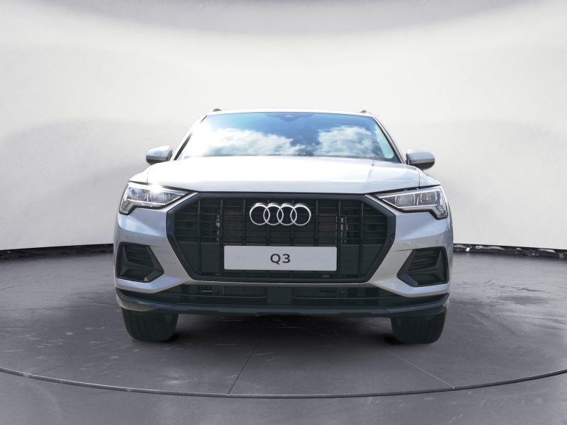 Audi - Q3