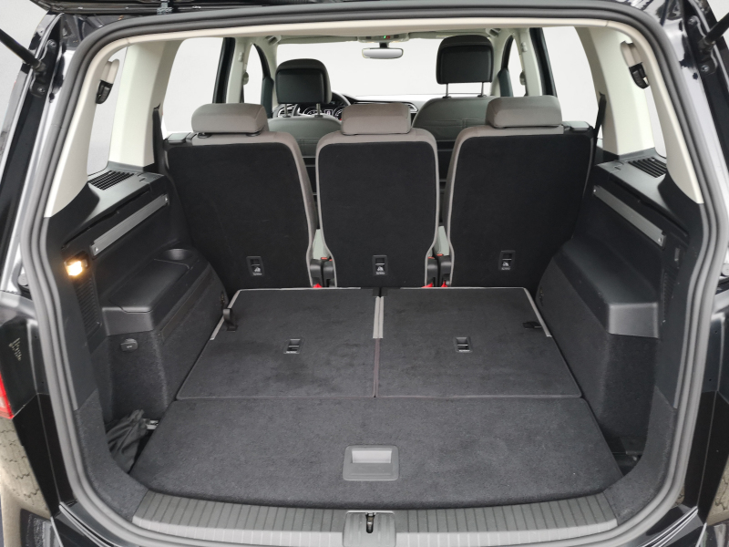 Volkswagen - Touran Comfortline 1.5 TSI