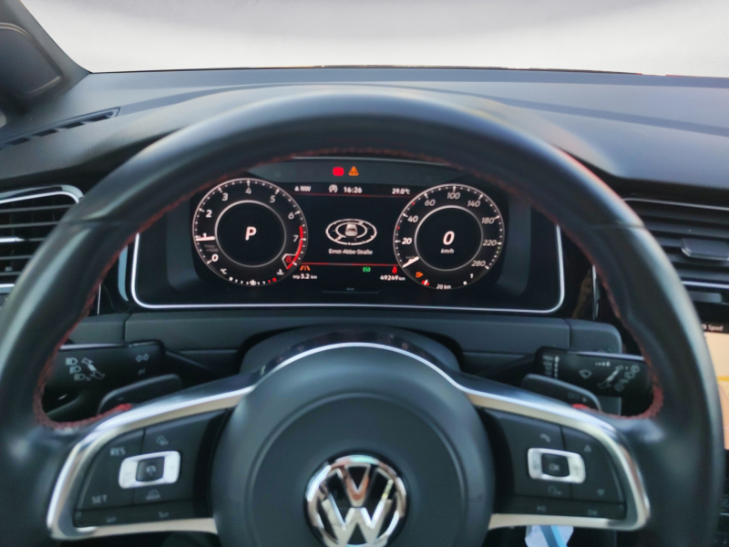 Volkswagen - Golf GTI 2.0 TSI DSG Performance