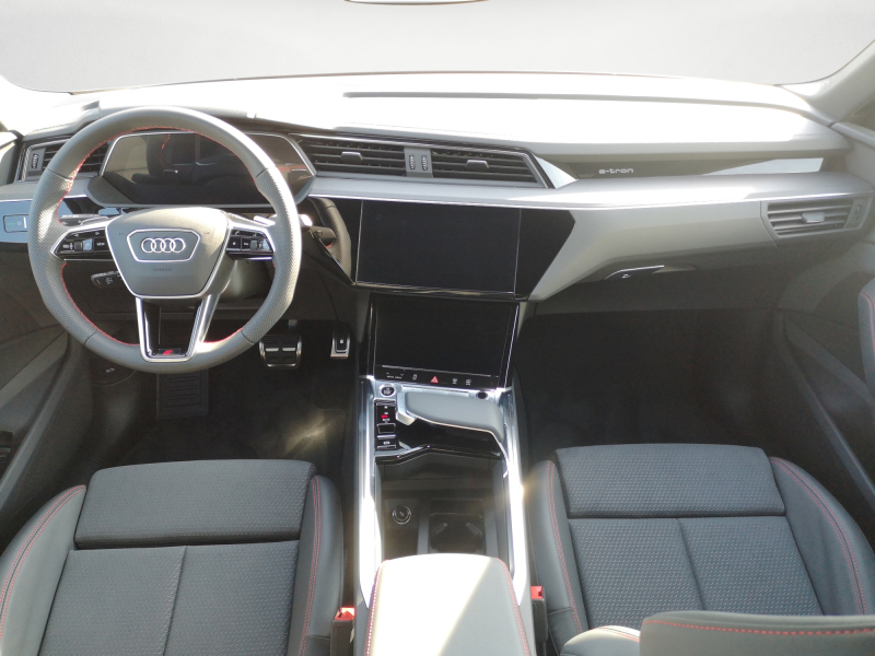 Audi - Q8 Sportback