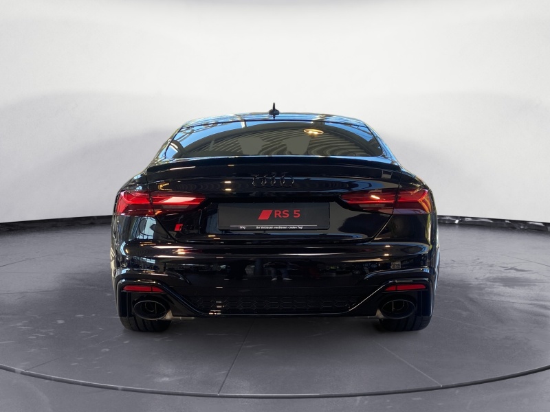 Audi - RS5 Sportback
