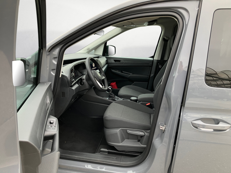 Volkswagen - NFZ Caddy California 5-Sitzer Motor: 2,0 l TDI EU6 SCR    Getriebe: 6-Gang-Schaltgetriebe Radstand: 2755 mm , 
