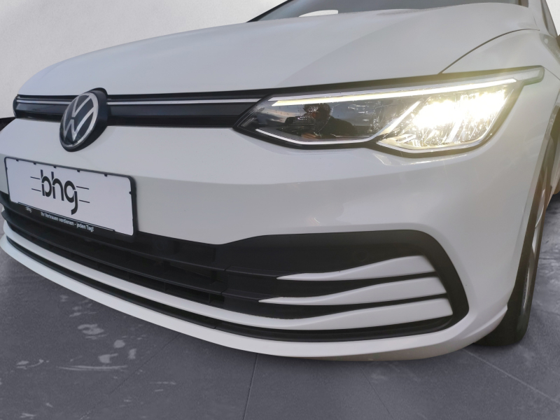 Volkswagen - Golf 1.5 TSI Life LED-Scheinwerfer