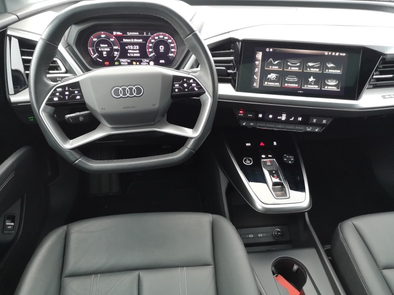 Audi - Q4 e-tron 35 Advanced