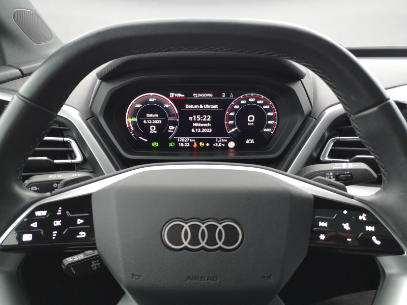 Audi - Q4 e-tron 35 Advanced