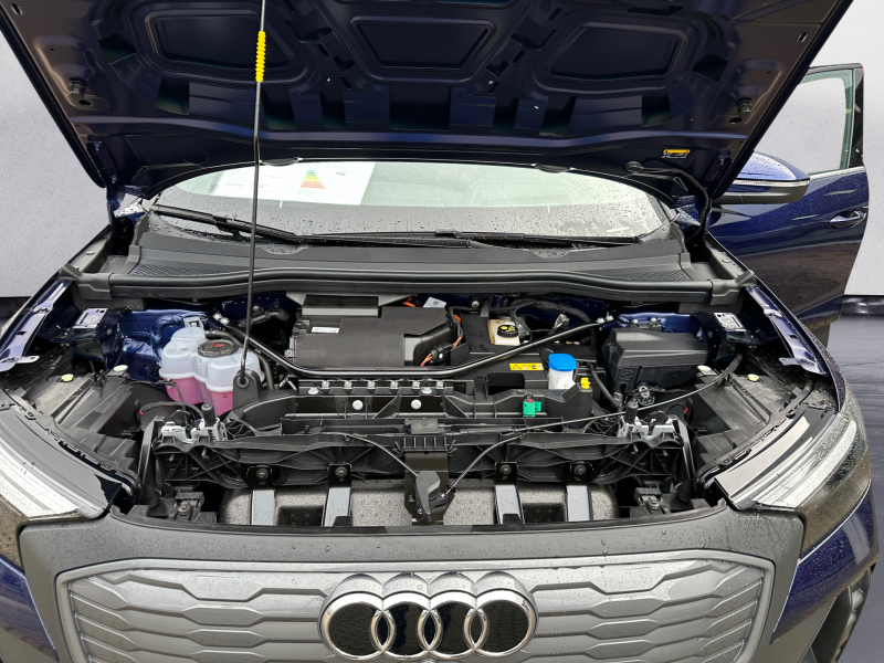Audi - Q4   45 e-tron   210 kW , 210 kW