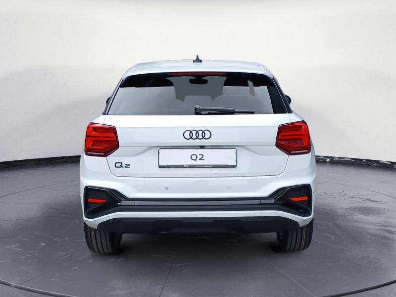 Audi - Q2