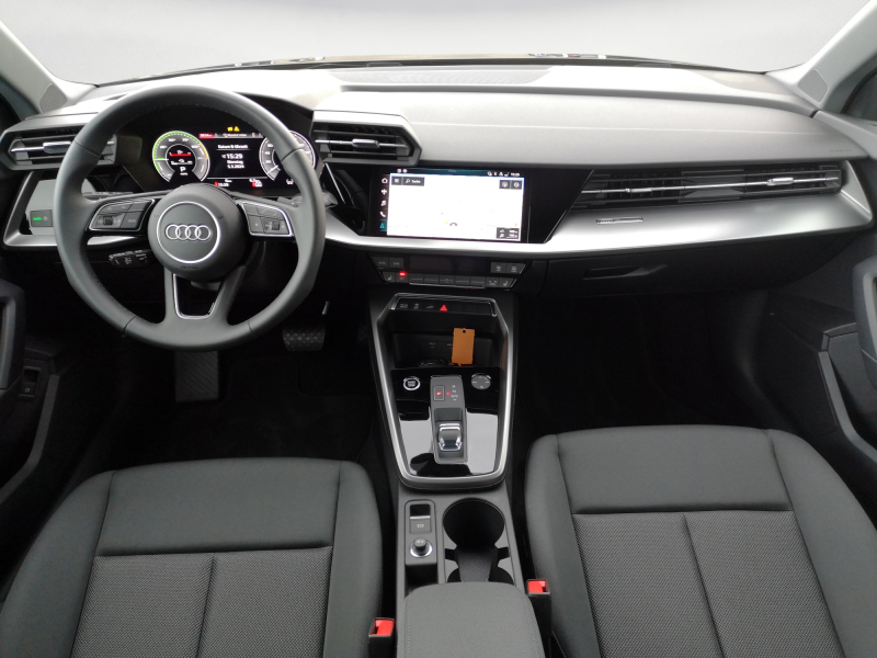 Audi - A3 Sportback advanced 40 TFSI e  150(204) kW(PS) S tronic , 
