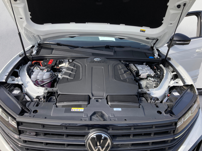 Volkswagen - Touareg R-Line 3,0 l V6 TDI SCR 4MOTION