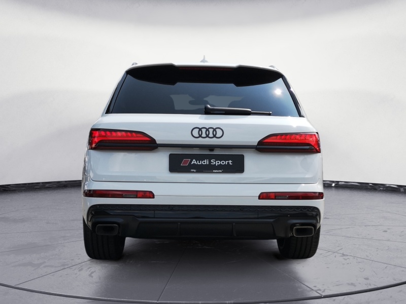 Audi - Q7