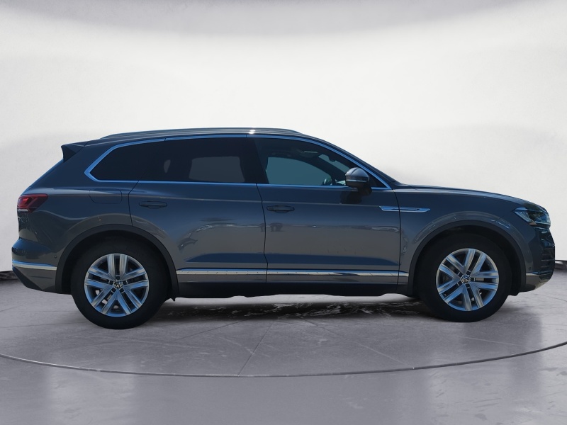 Volkswagen - Touareg Elegance 3,0 l