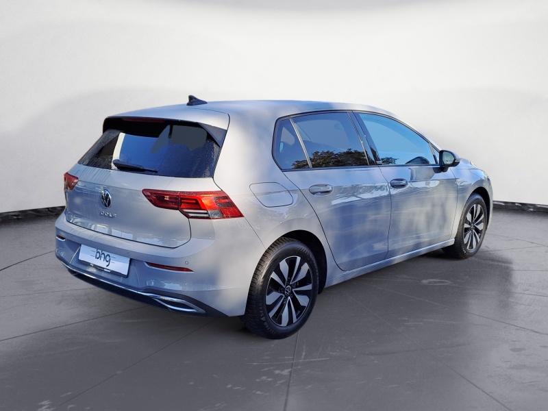 Volkswagen - Golf 1.5 TSI *LIFE*