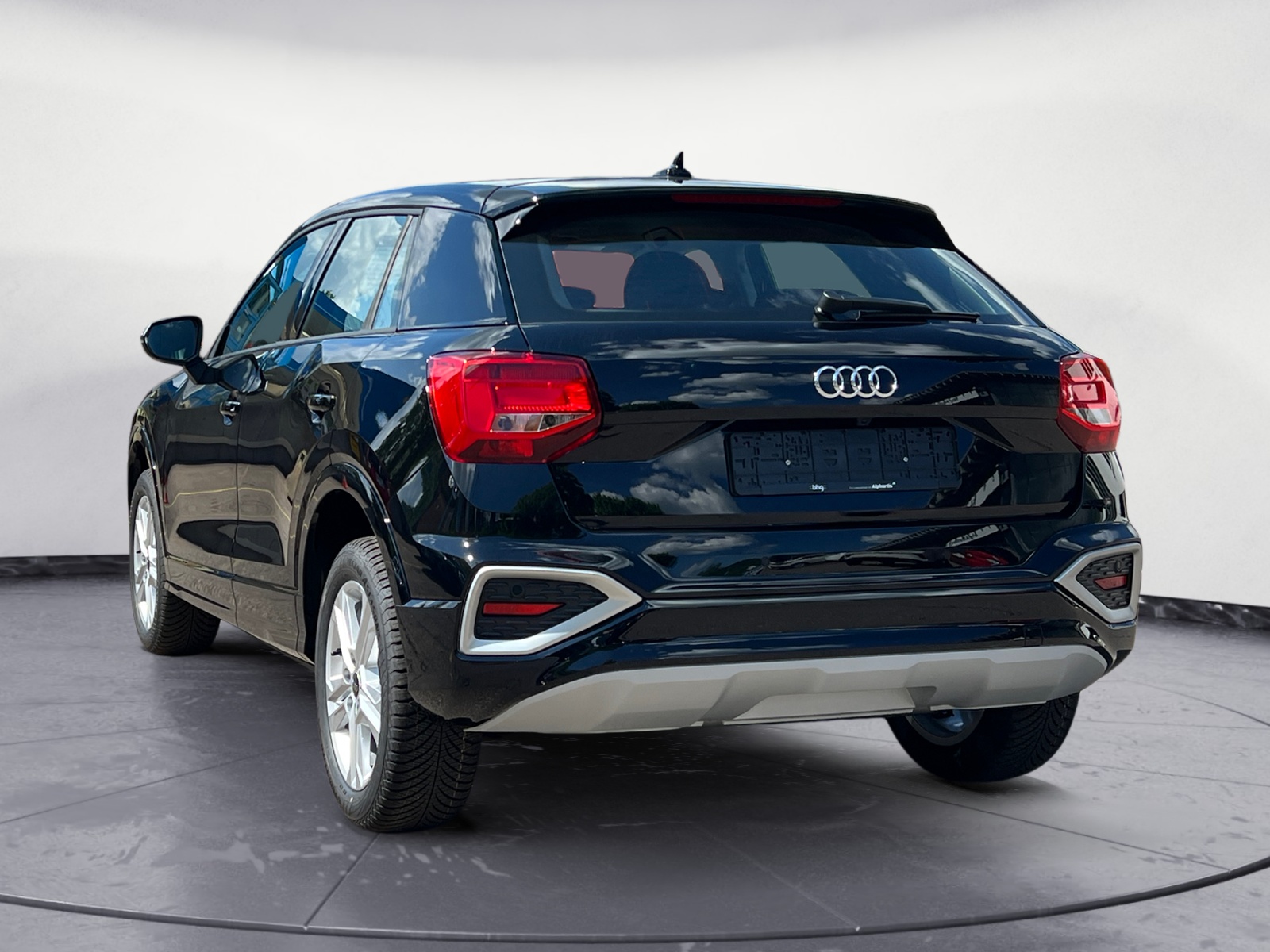 Audi - Q2  advanced 35 TFSI  110(150) kW(PS) S tronic , 