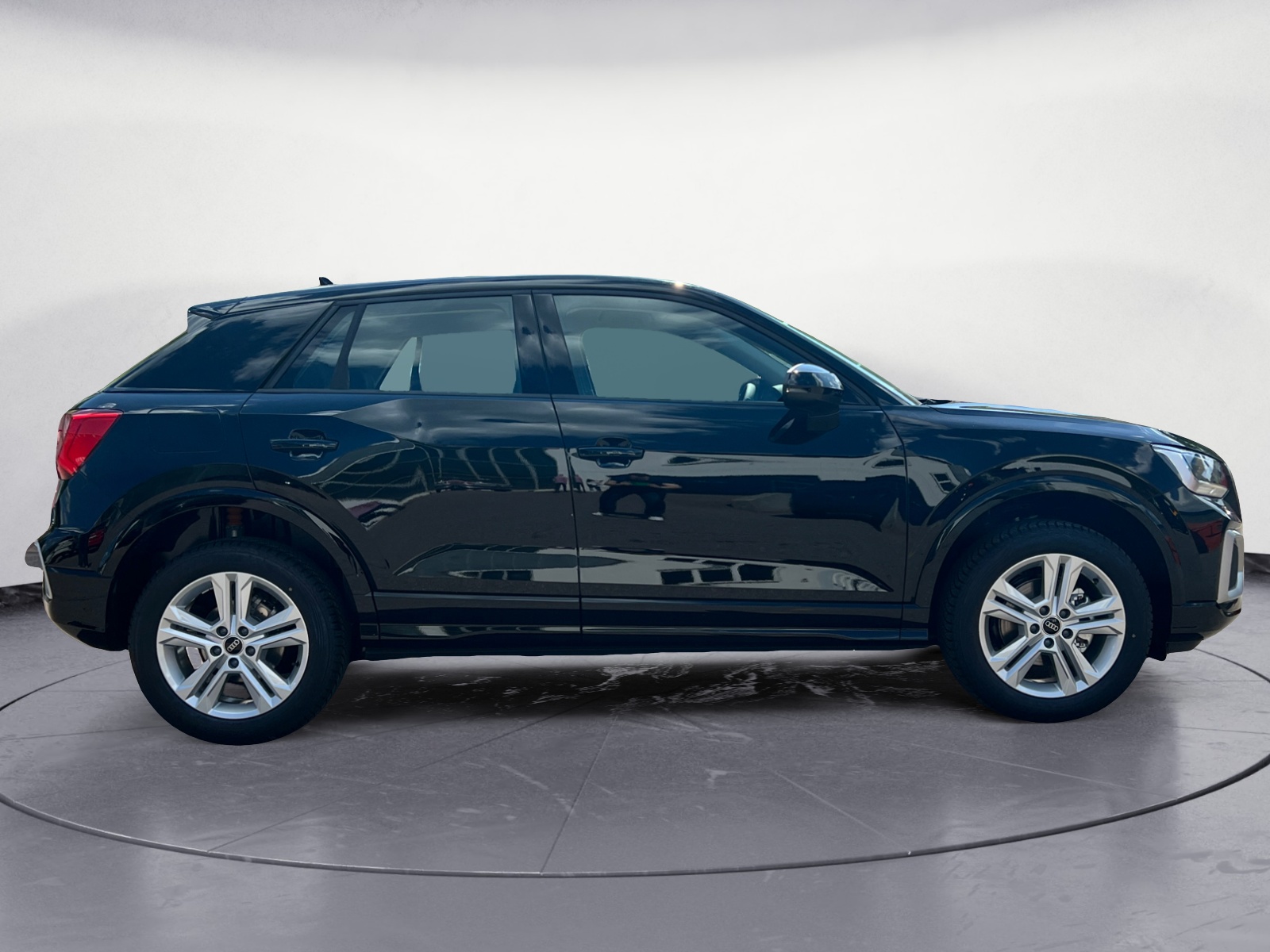 Audi - Q2  advanced 35 TFSI  110(150) kW(PS) S tronic , 