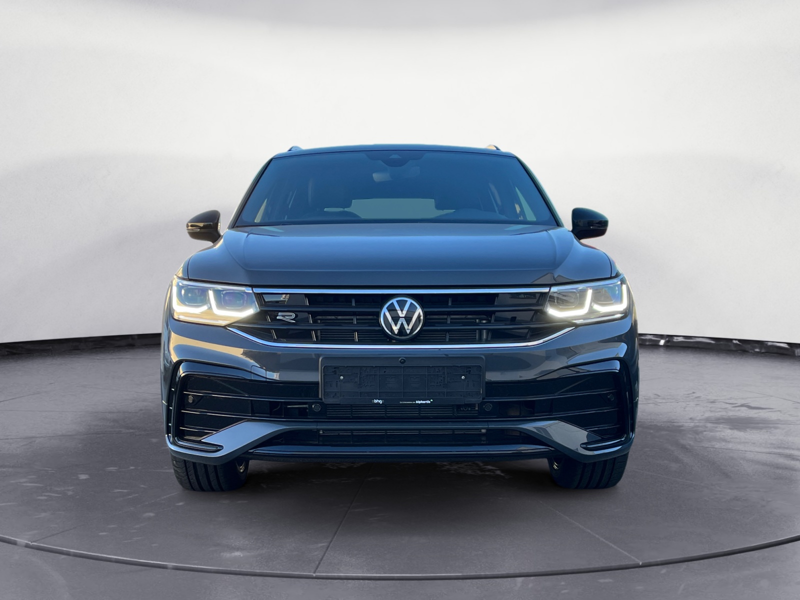 Volkswagen - Tiguan 2.0 TDI DSG R-line 4Motion